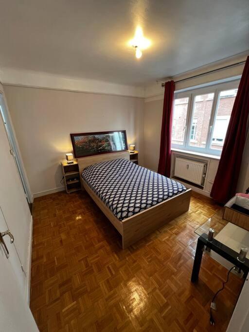 Appartement Avec Balcon En Centre Ville Bourges Luaran gambar